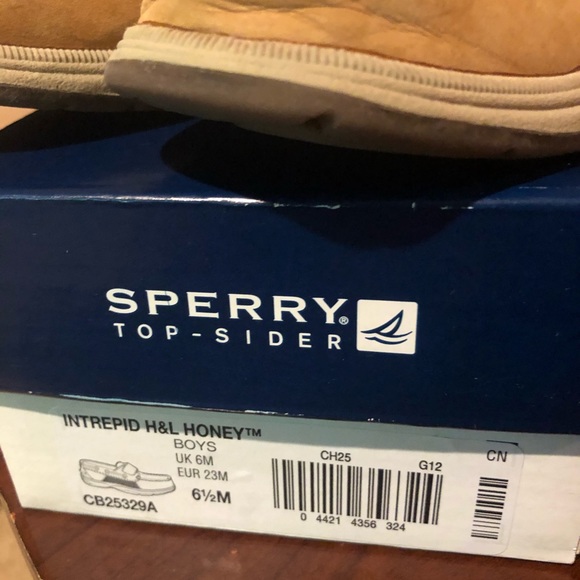 Sperry Intrepid Topsider - Picture 2 of 5